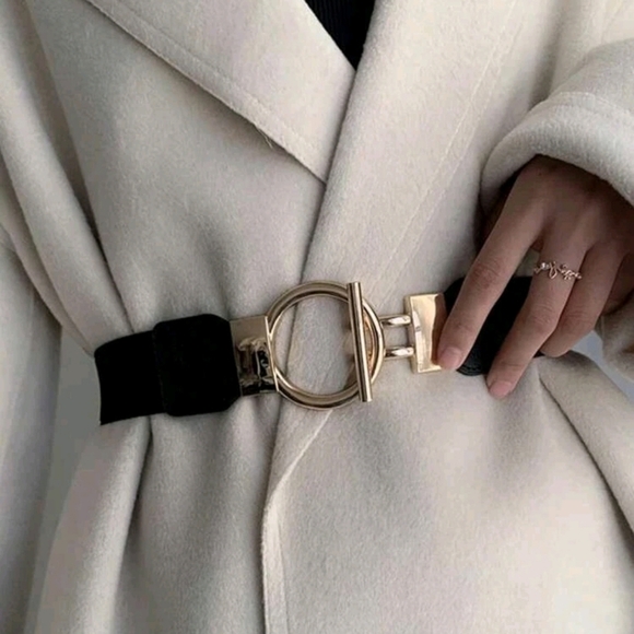 Plus size gold tone black stretch elastic toggle buckle minimalist dress - Picture 10 of 10